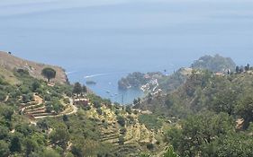Mi 'Ffaciu E Mi Ricriu Casa Vacanze