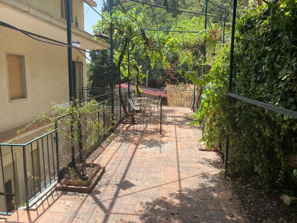 Mi 'Ffaciu E Mi Ricriu Casa Vacanze Castelmola Esterno foto